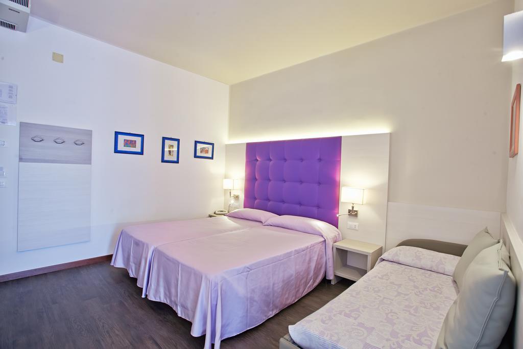Hotel Sara Caorle Kamer foto