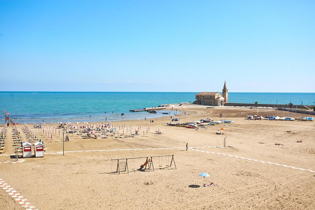 Hotel Sara Caorle Buitenkant foto