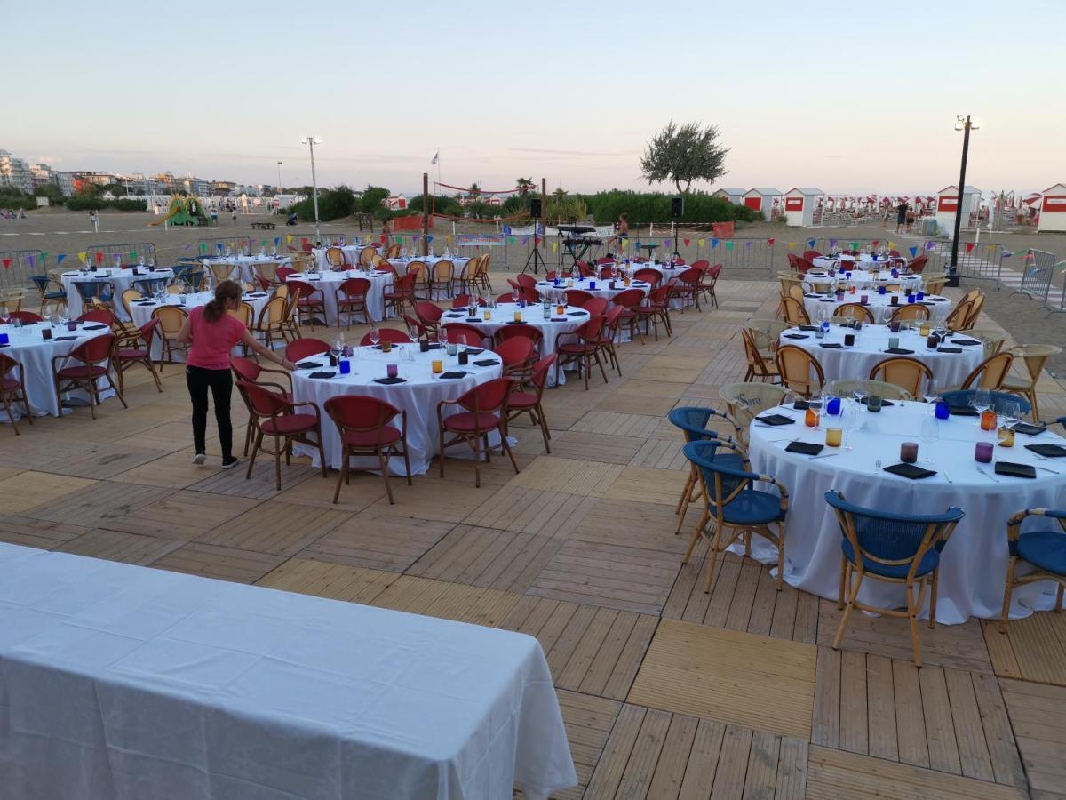 Hotel Sara Caorle Buitenkant foto